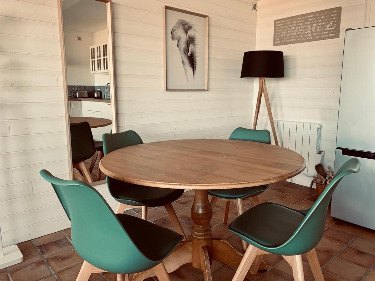 Cocoon Au Bord De L'Eau Apartment Saint-Michel-en-Grève Екстериор снимка